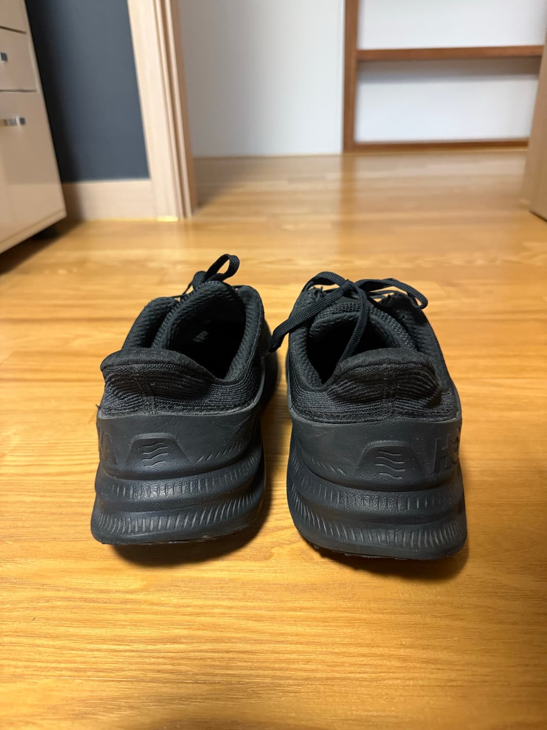 꼼데가르송 호카 TC 1.0 상품이미지5