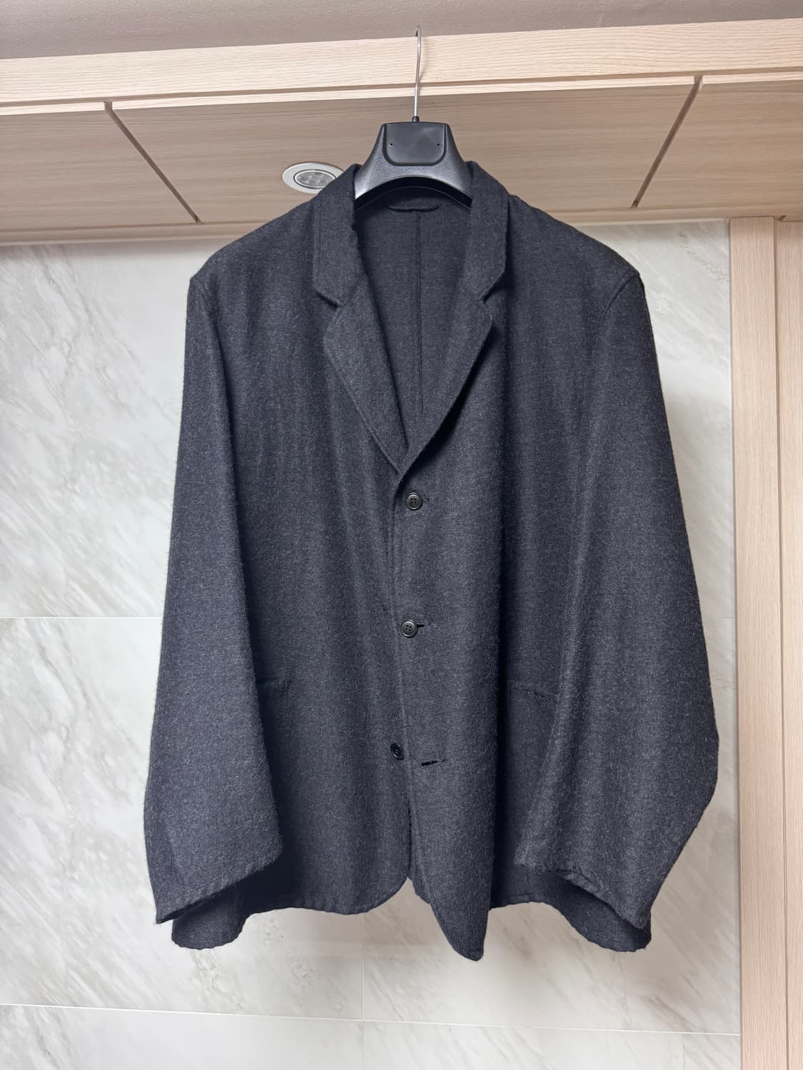 코모리 20AW 울실크 자켓 차콜 3사이즈 상품이미지1