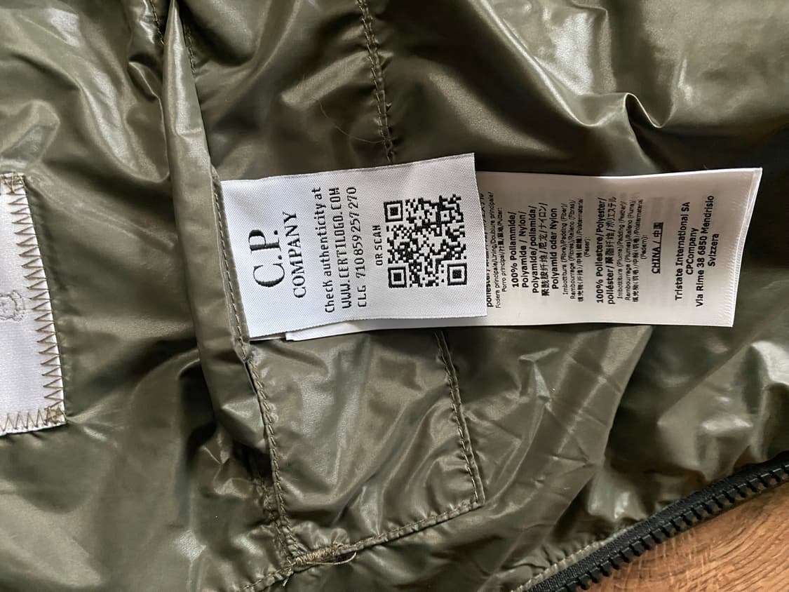 정품 cp컴퍼니 dd쉘 조끼패딩 상품이미지5