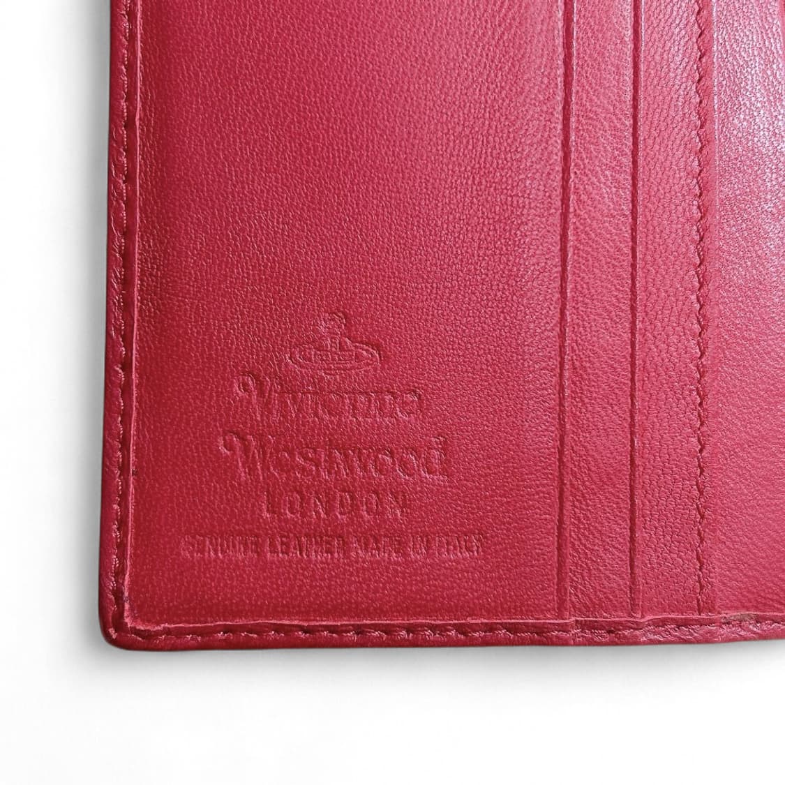 비비안 웨스트우드 로고 패턴 엠보싱 지갑 상품이미지8