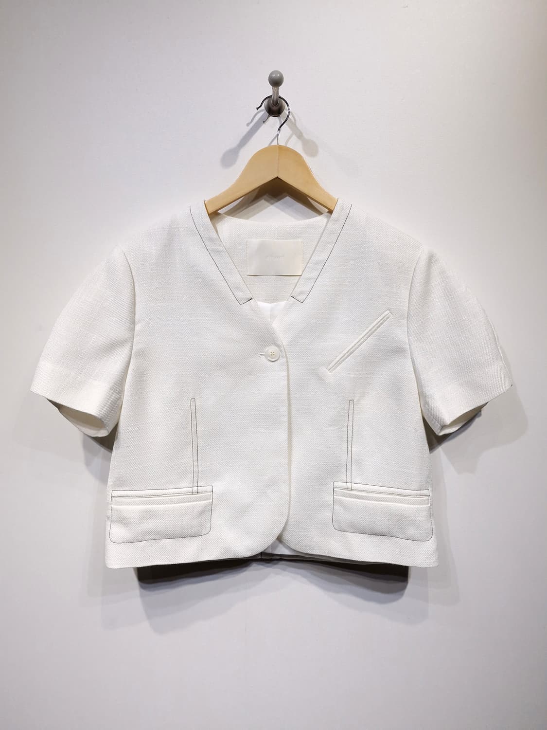 아위(ahwe) 브이넥 반팔 자켓 상품이미지4