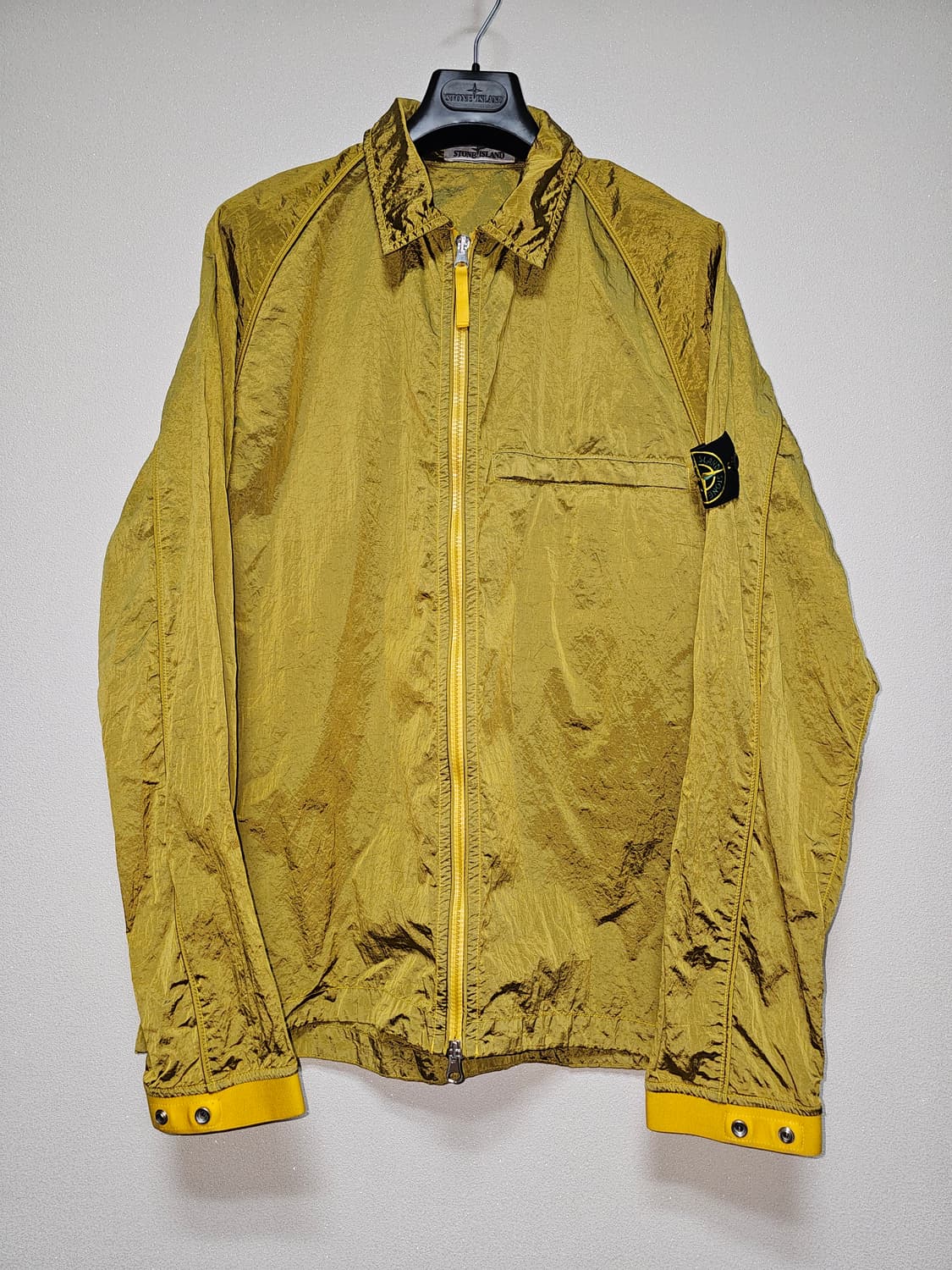 스톤아일랜드 패커블 나일론 메탈 오버셔츠 상품이미지1