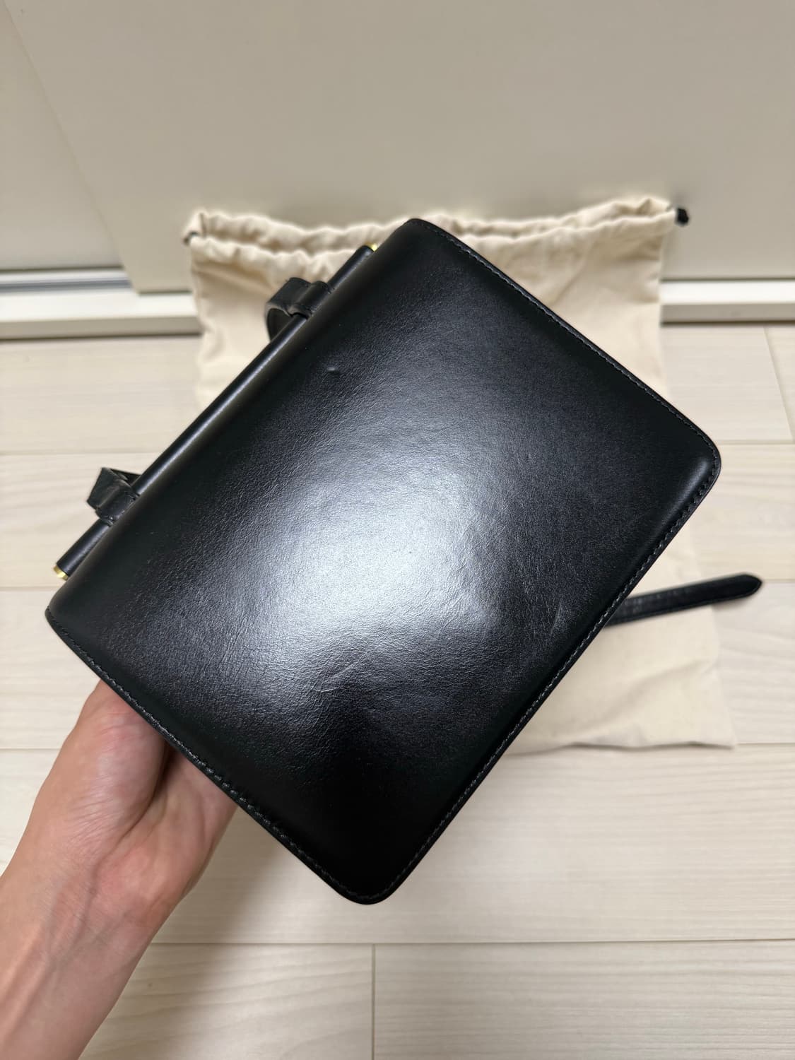 투티에 포멜 미니백 블랙 상품이미지2