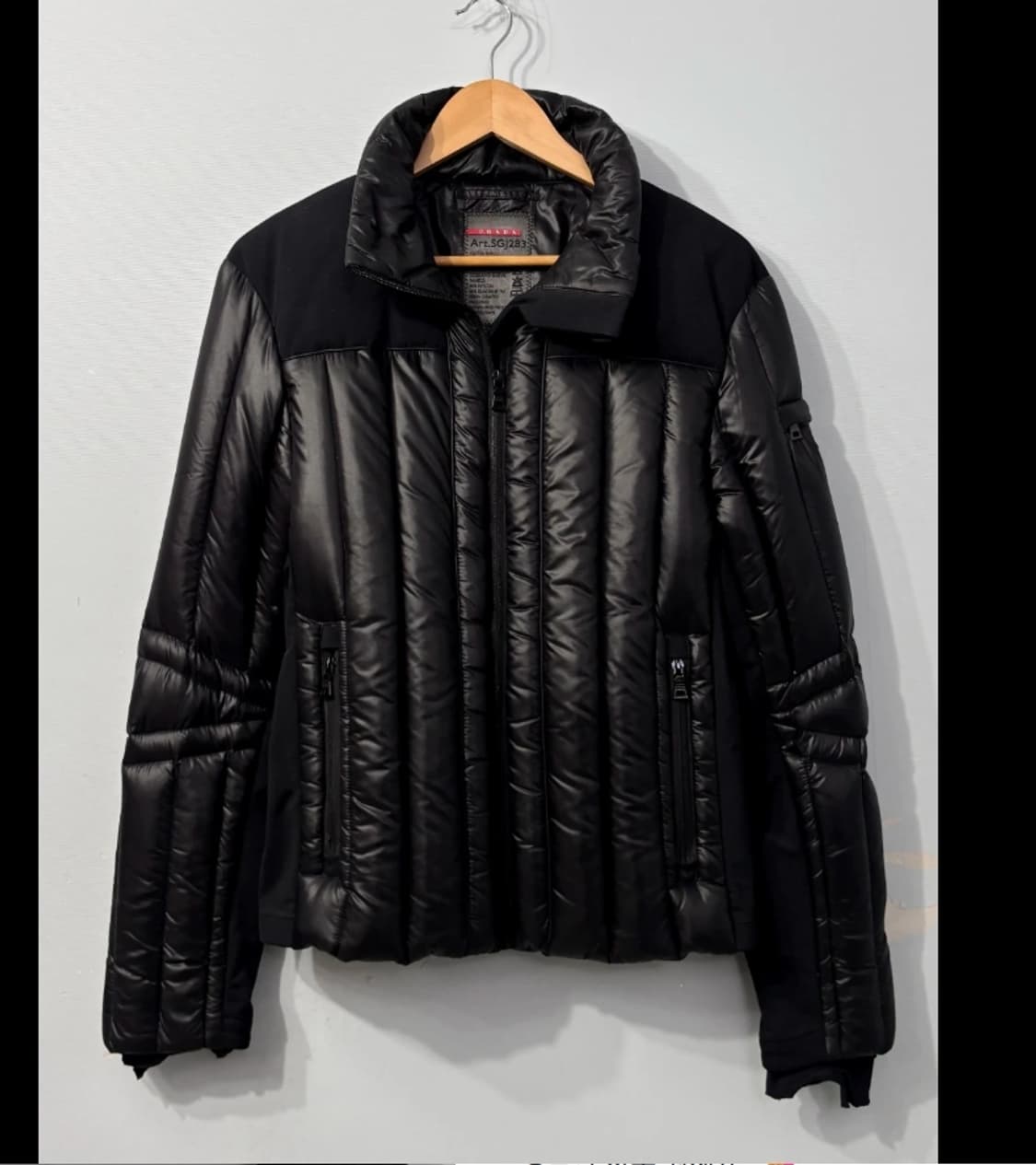 정품 프라다 팔라스 패딩 블랙 95 상품이미지3