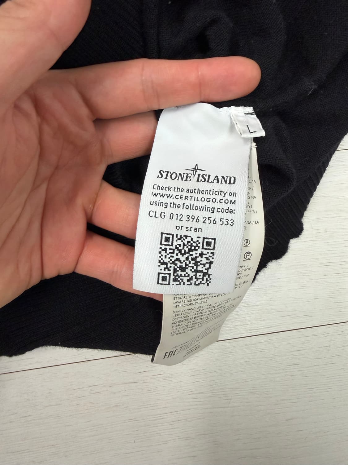 스톤아일랜드 니트 L 사이즈  상태 9.2/10  사진 찍고 절대 안입습 상품이미지5