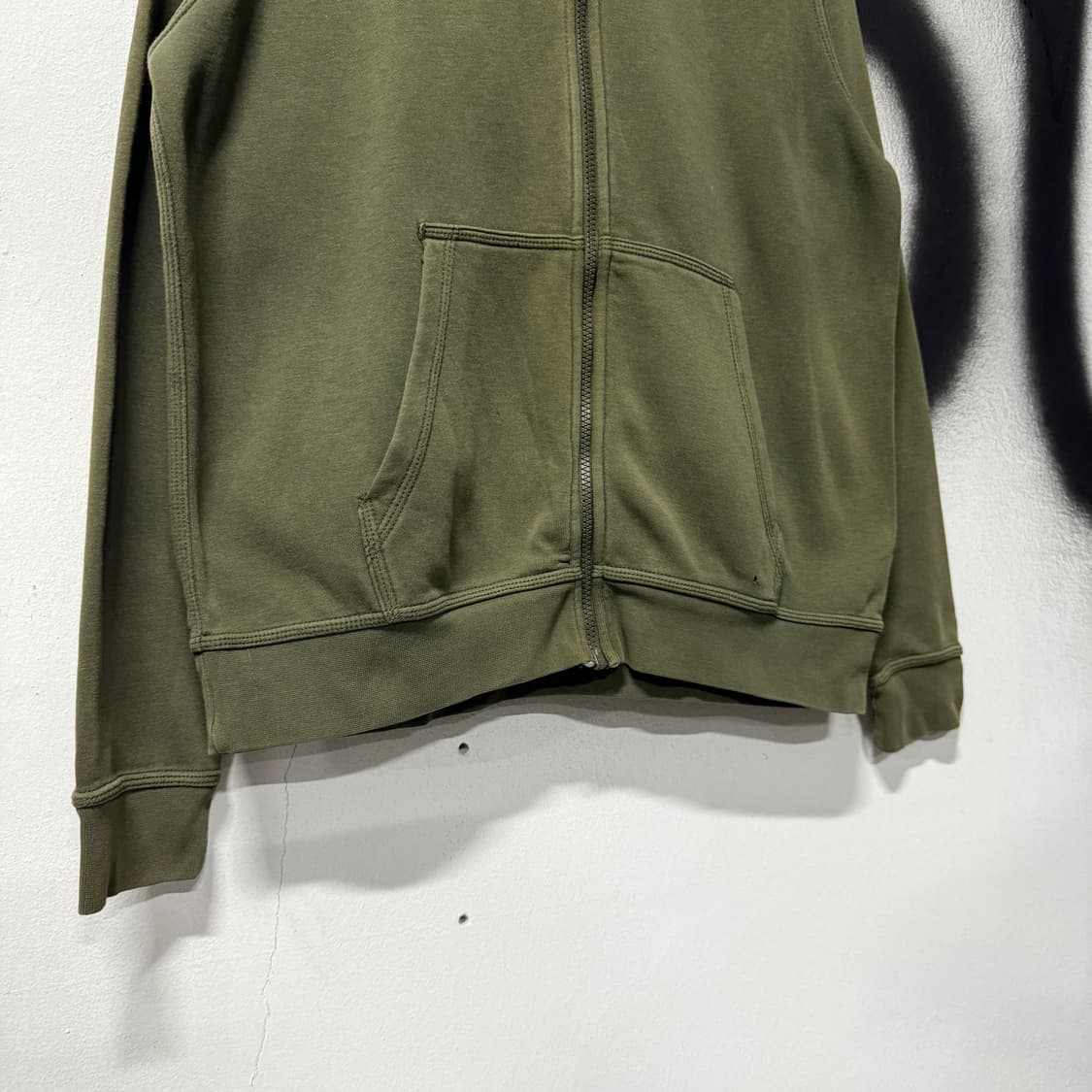 나이키 스몰 스우시 하이넥 집업 후디 카키 상품이미지5