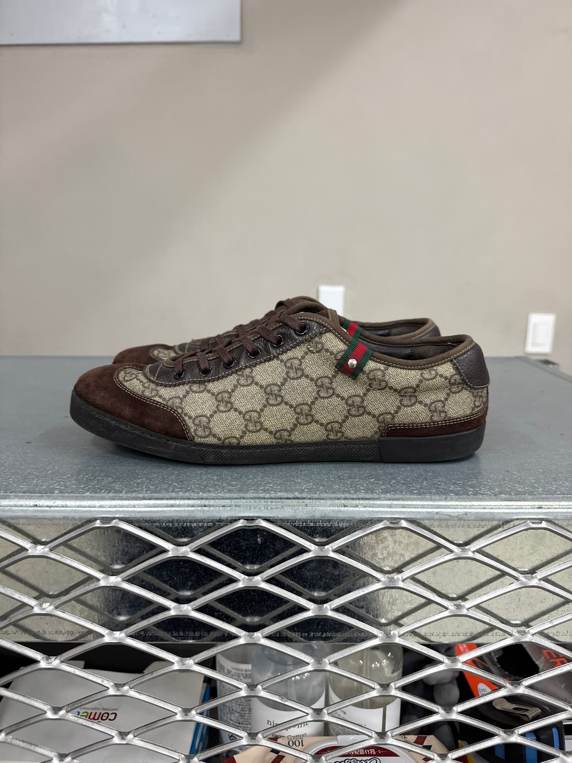 구찌 브라운 로고 스니커즈 8.5 상품이미지1