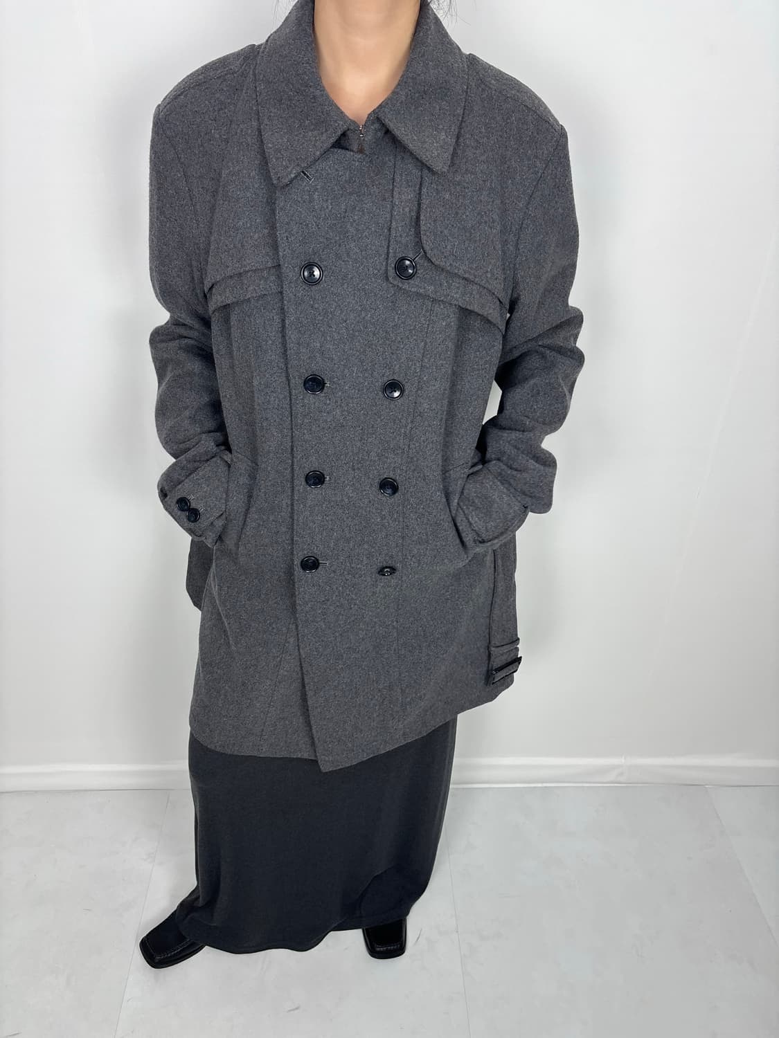 LAYERED DETAIL HALF COAT 상품이미지2