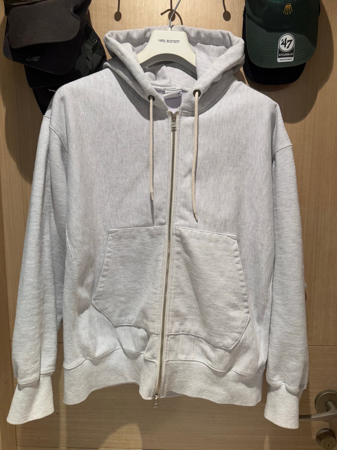 아웃스탠딩 셋업 L 상품이미지1