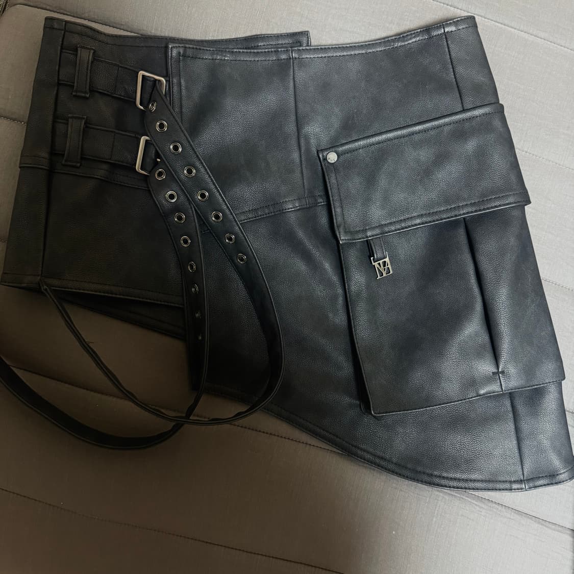 트리밍버드 레더랩스커트 Belted Layered Leather Wrap 상품이미지1