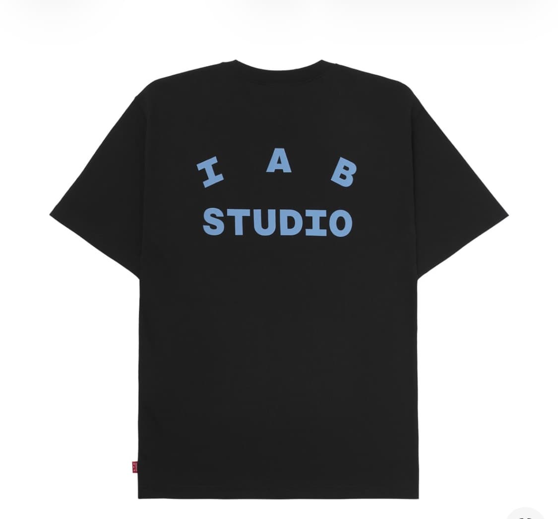 아이앱 스튜디오 레드홀스 티셔츠 블랙 상품이미지2