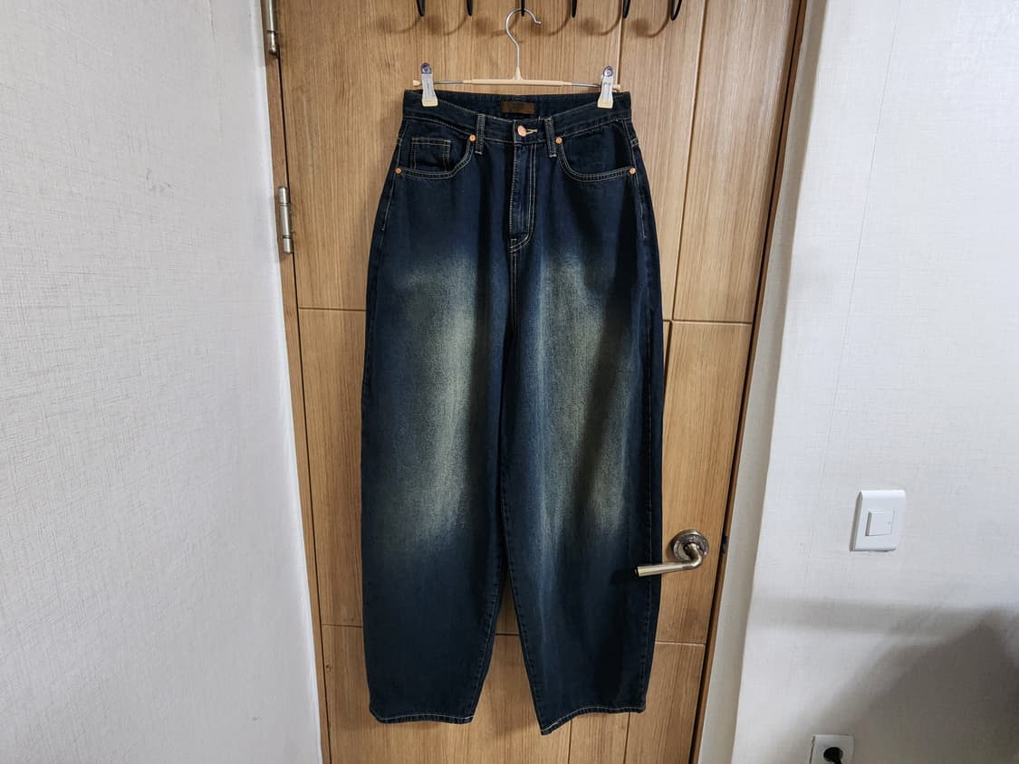 (S)여성 1ONE 페리에 백포켓 벌룬 와이드 데님 팬츠 상품이미지1