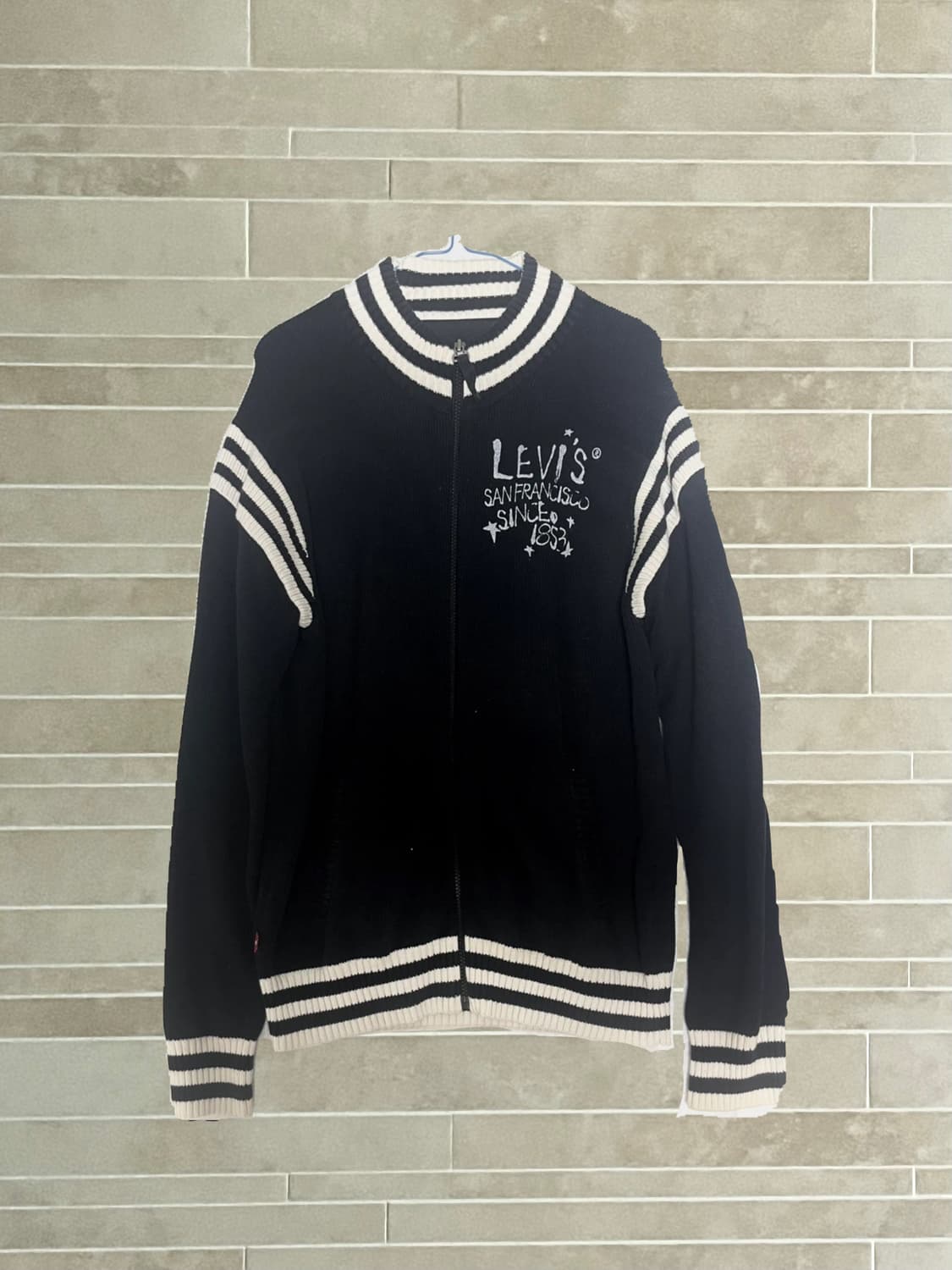 리바이스 니트집업 상품이미지1