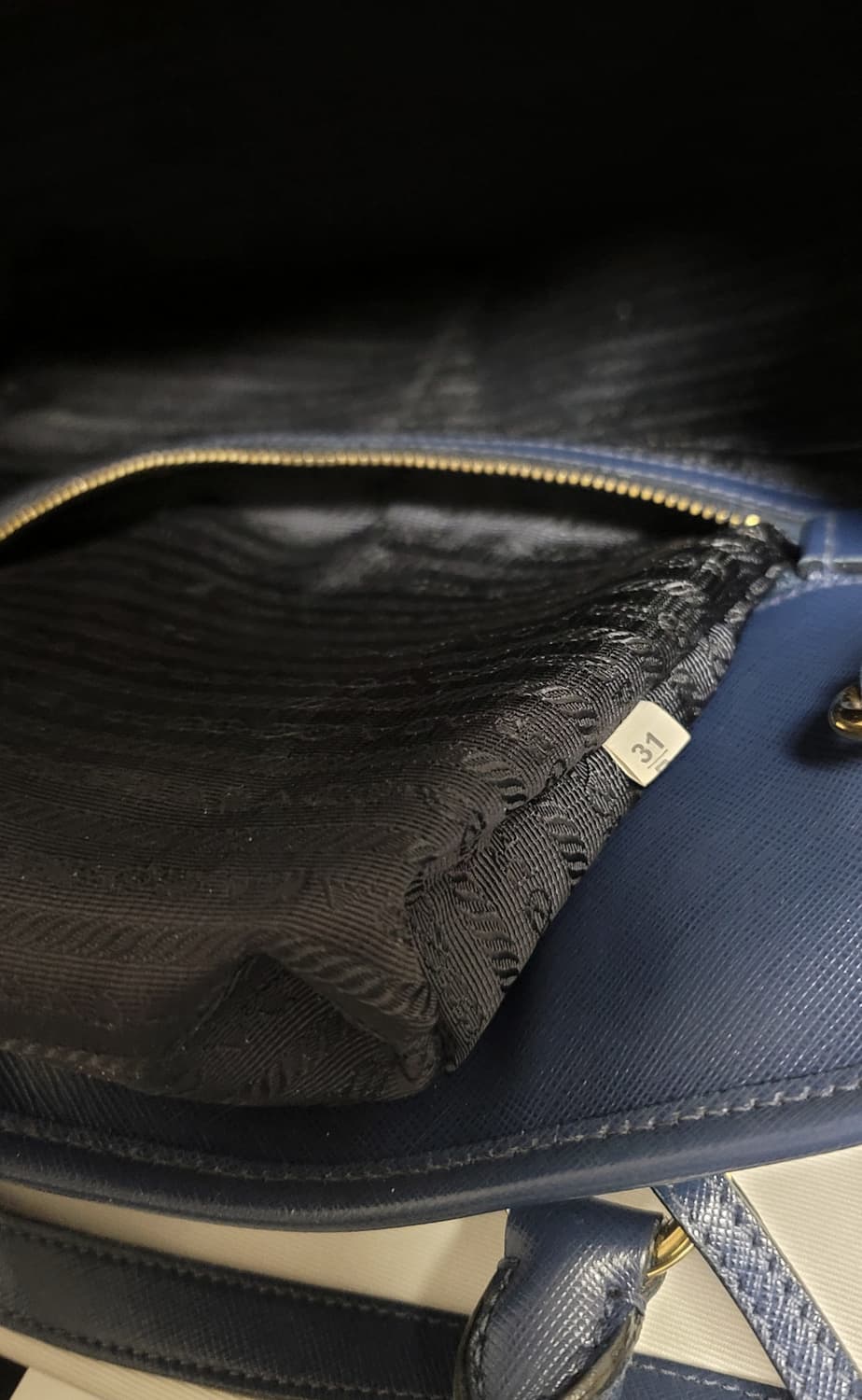 프라다 가방,크로스백토트백(디올샤넬보테가루이비통구찌셀린느생로랑발렌시아가) 상품이미지8