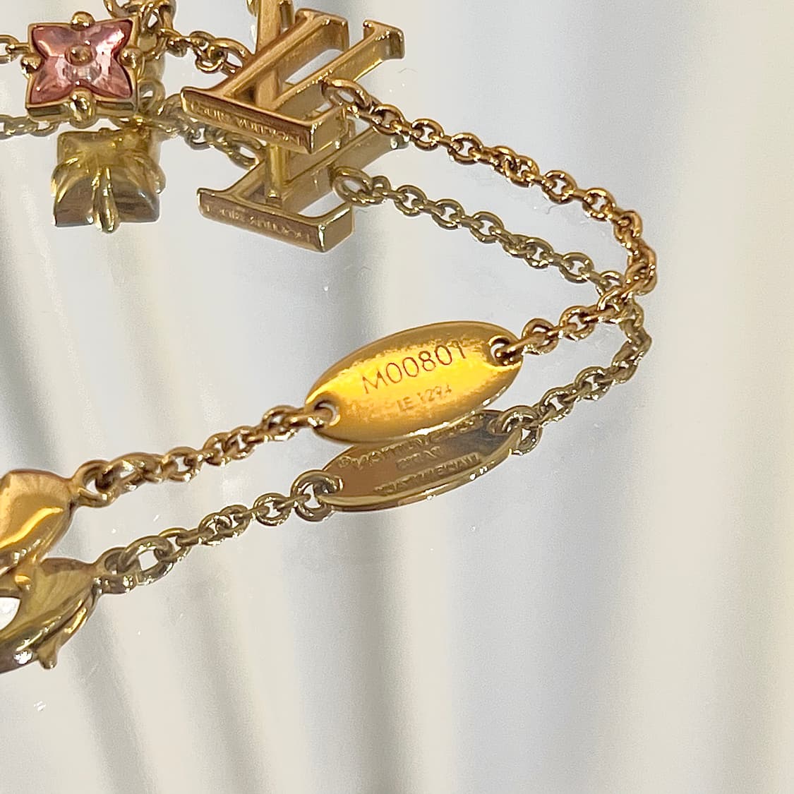 [풀구성/새상품급]루이비통 룰루그램 플라워 팔찌 상품이미지4