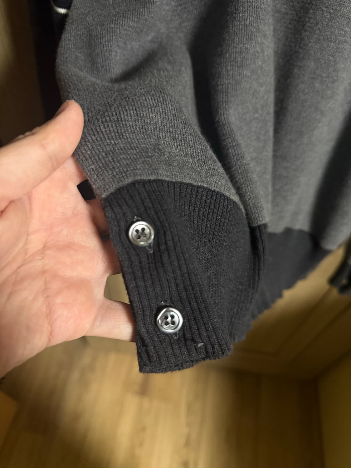 톰브라운 밀라노스티치 암밴드 펀믹스 니트 4 상품이미지6