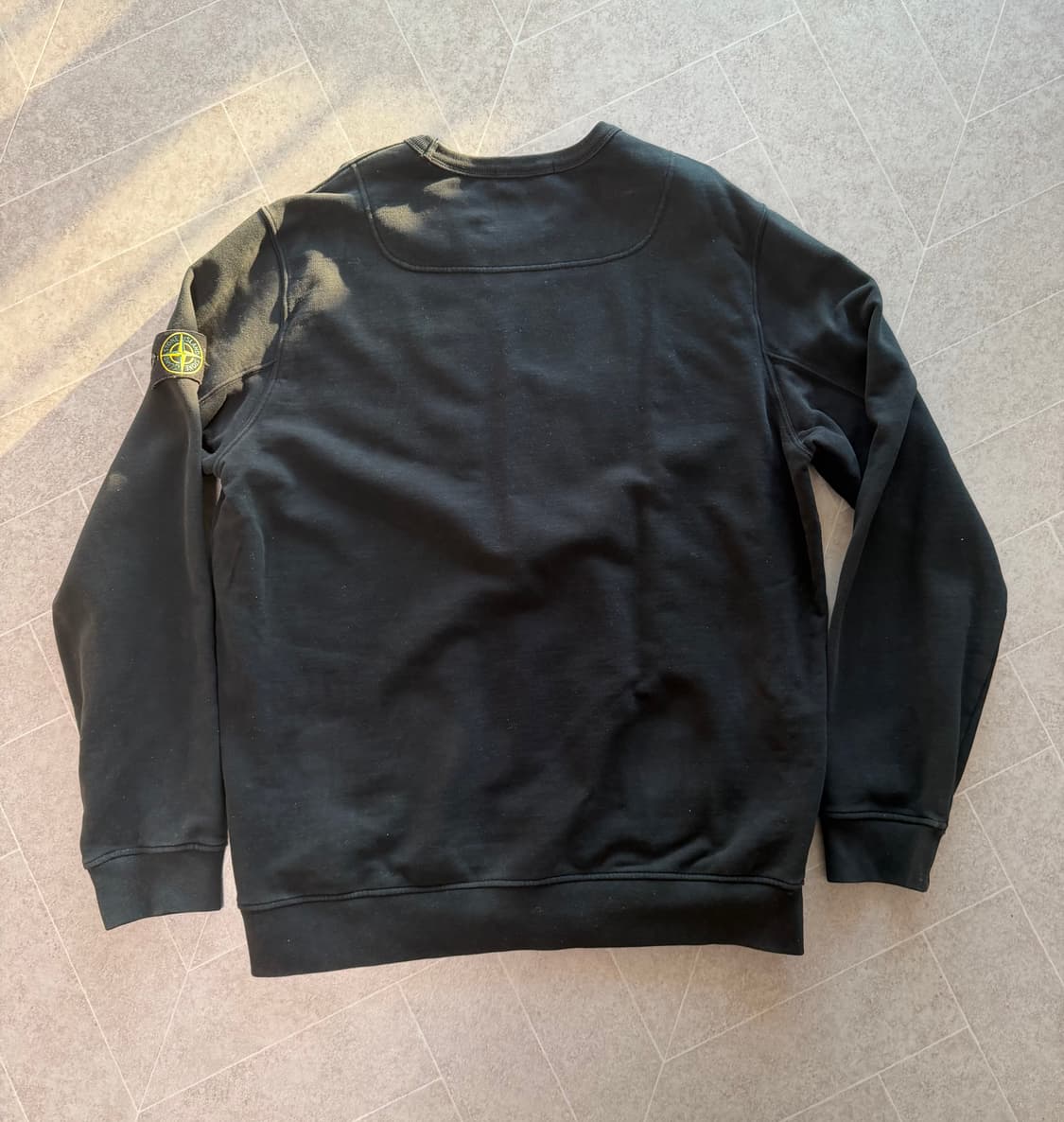 23FW 스톤 아일랜드 맨투맨 상품이미지2