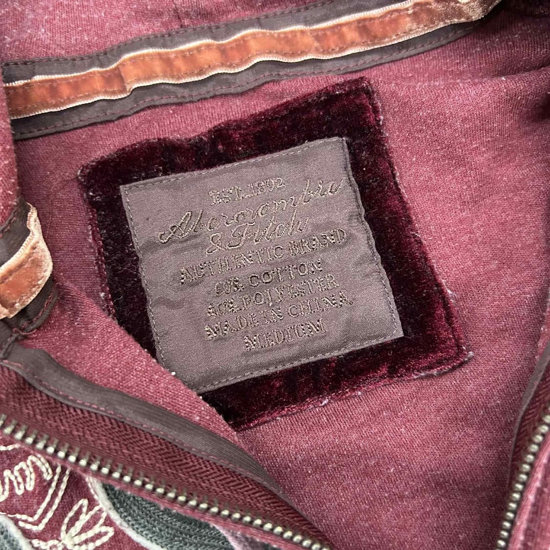 아베크롬비 y2k 여리핏 버건디 후드집업 희귀져지(M) 상품이미지4