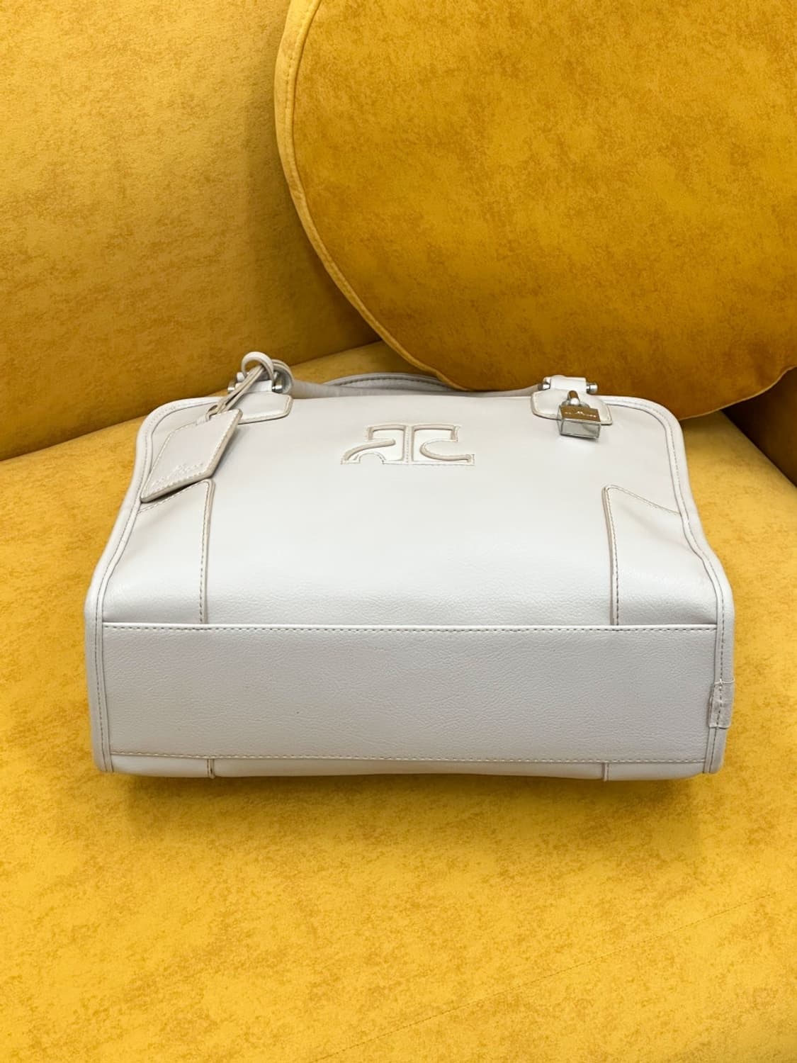 courreges / 꾸레쥬 레더 토트백  상품이미지5