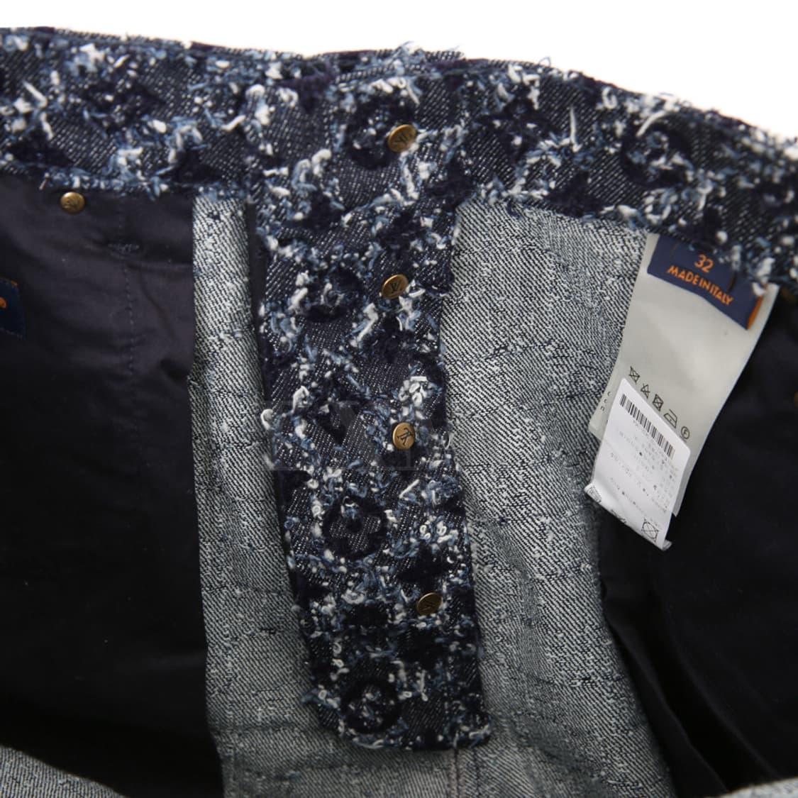 루이비통 플록드 모노그램 데님 바지 스케이트 팬츠 1AHVD6 상품이미지10