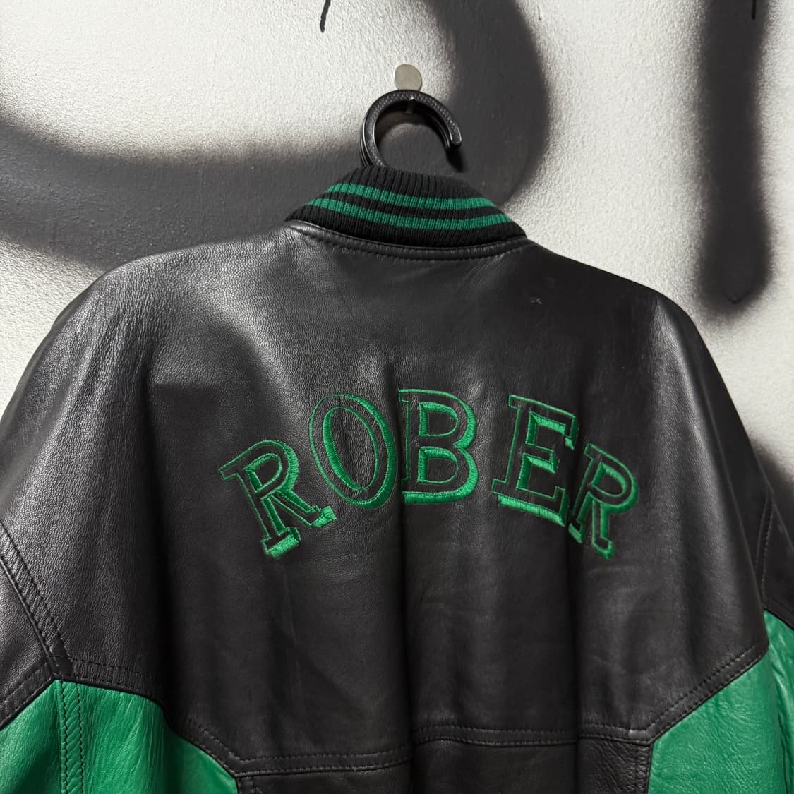 Rober 올드스쿨 멀티 컬러 양가죽 싱글 바시티 자켓 상품이미지4