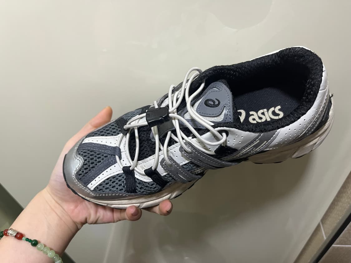 아식스 소노마 15-50 스틸 그레이 신발 240사이즈 판매합니다. 상품이미지2