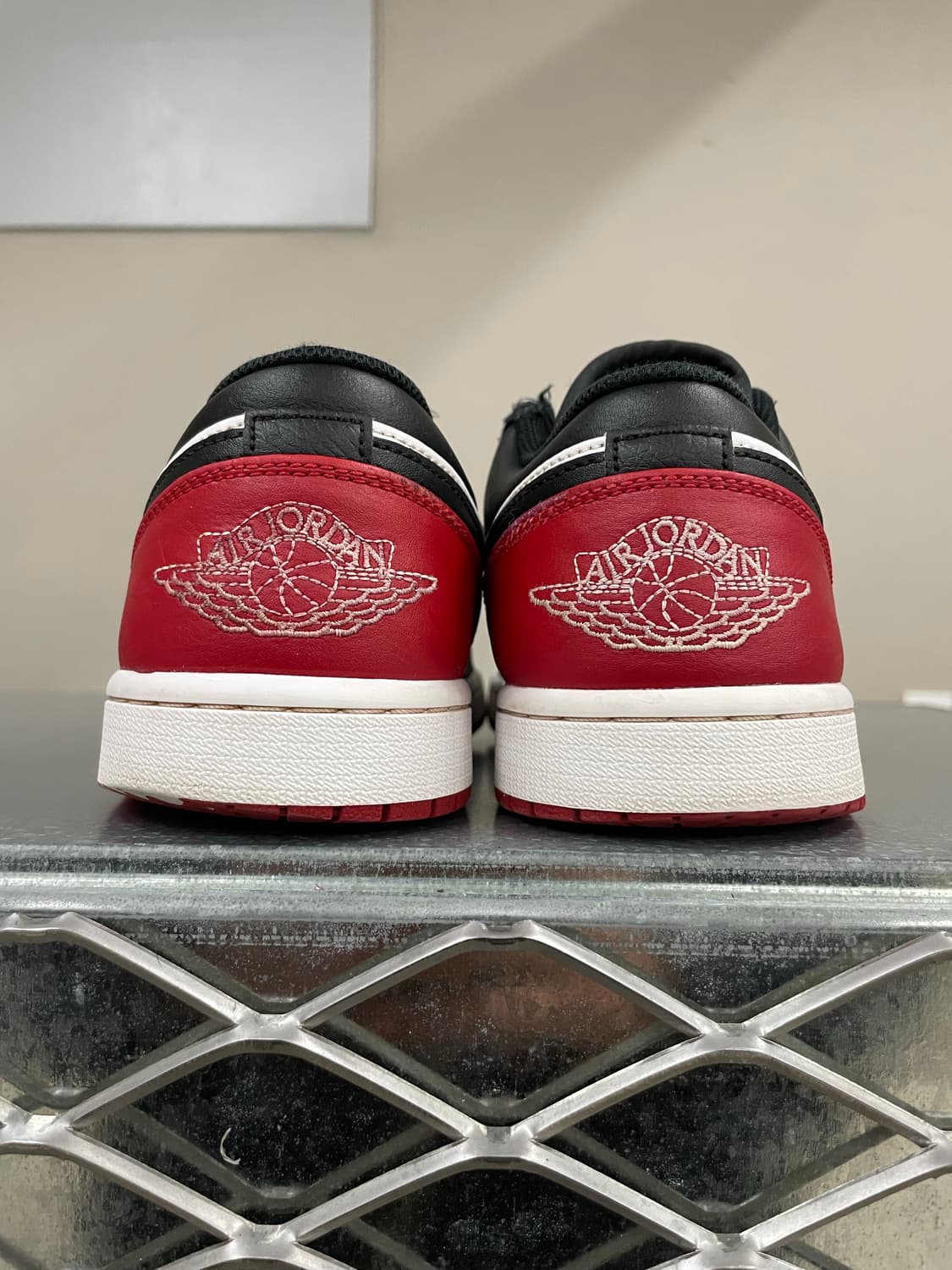 나이키 조던1 로우 브레드 토 265 상품이미지3