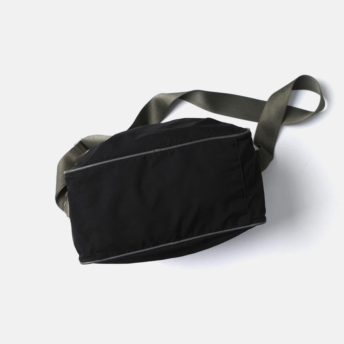 2000's Prada Sports Messenger Side Body  상품이미지4