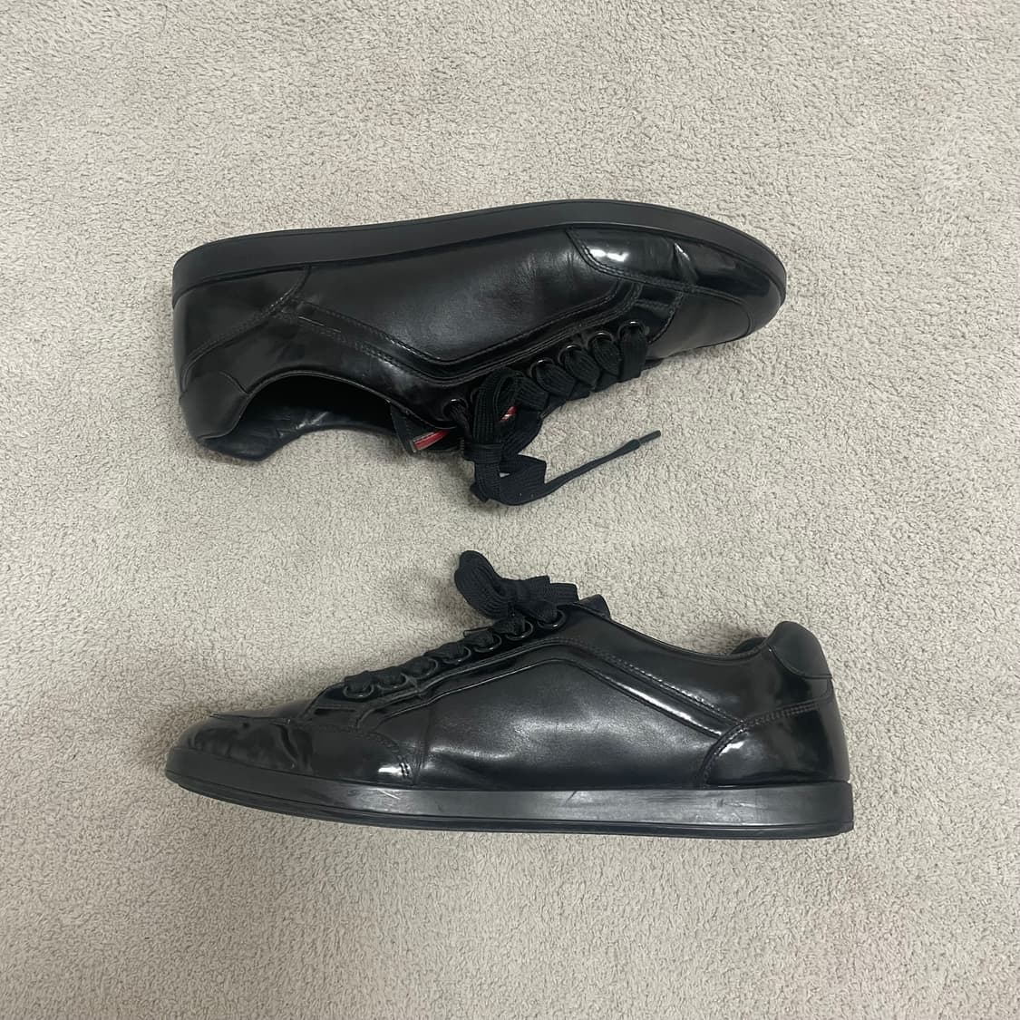 285) 프라다 스포츠 레더 스니커즈 신발 블랙 상품이미지2