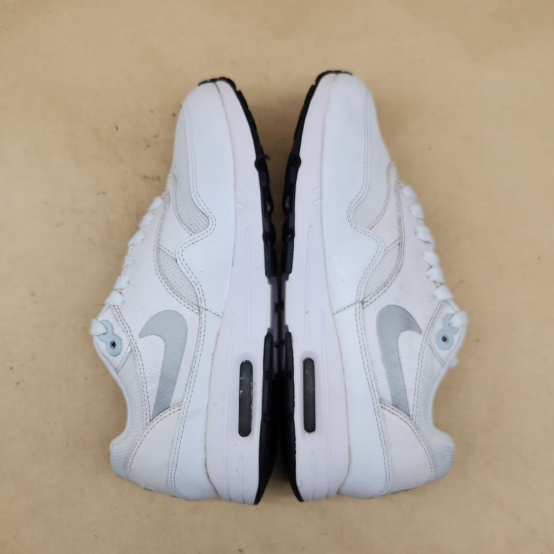 나이키 에어맥스1 울트라  여성운동화235 상품이미지5