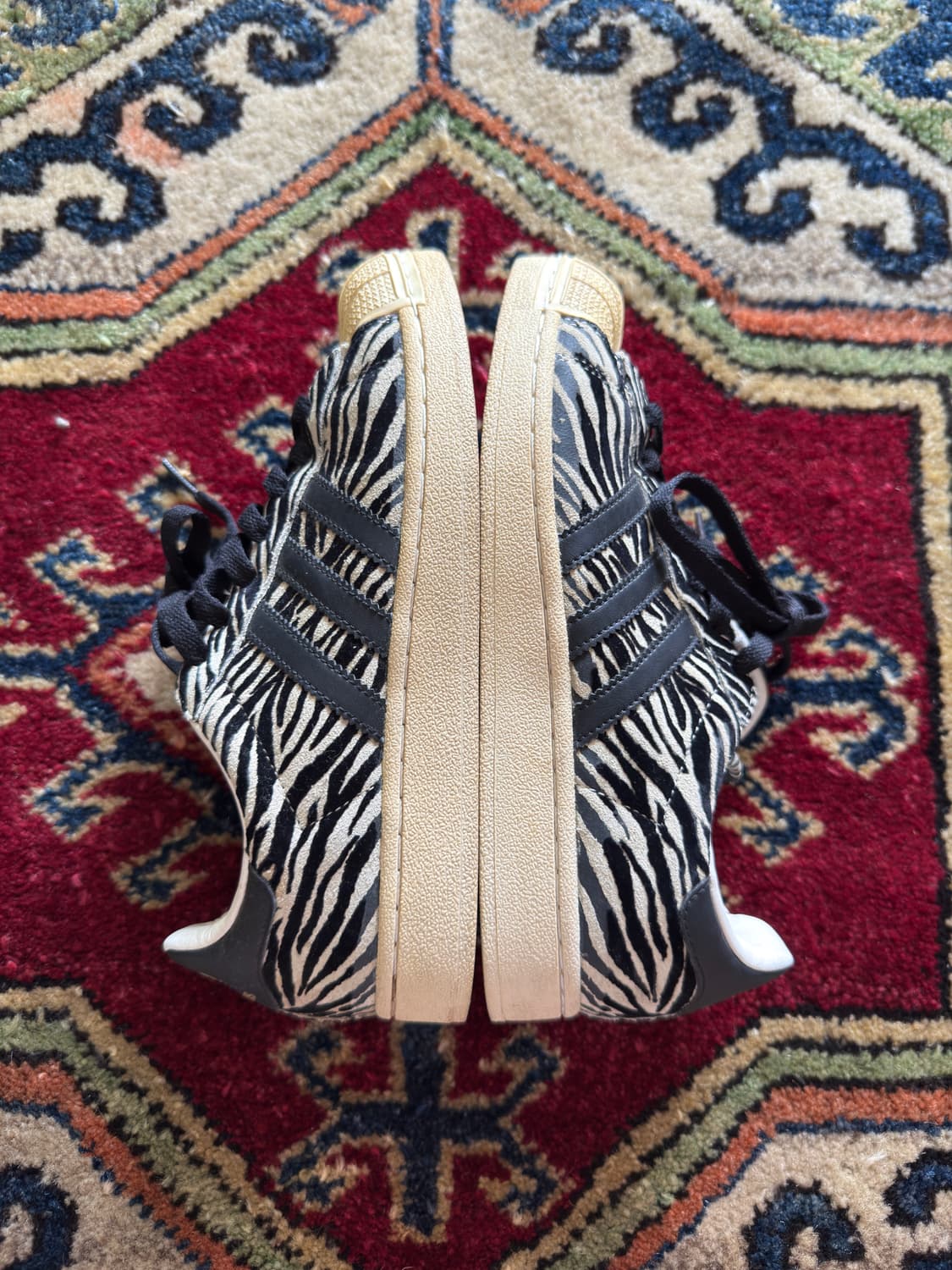 아디다스 한정판 FA YNG Zebra Superstar 상품이미지3