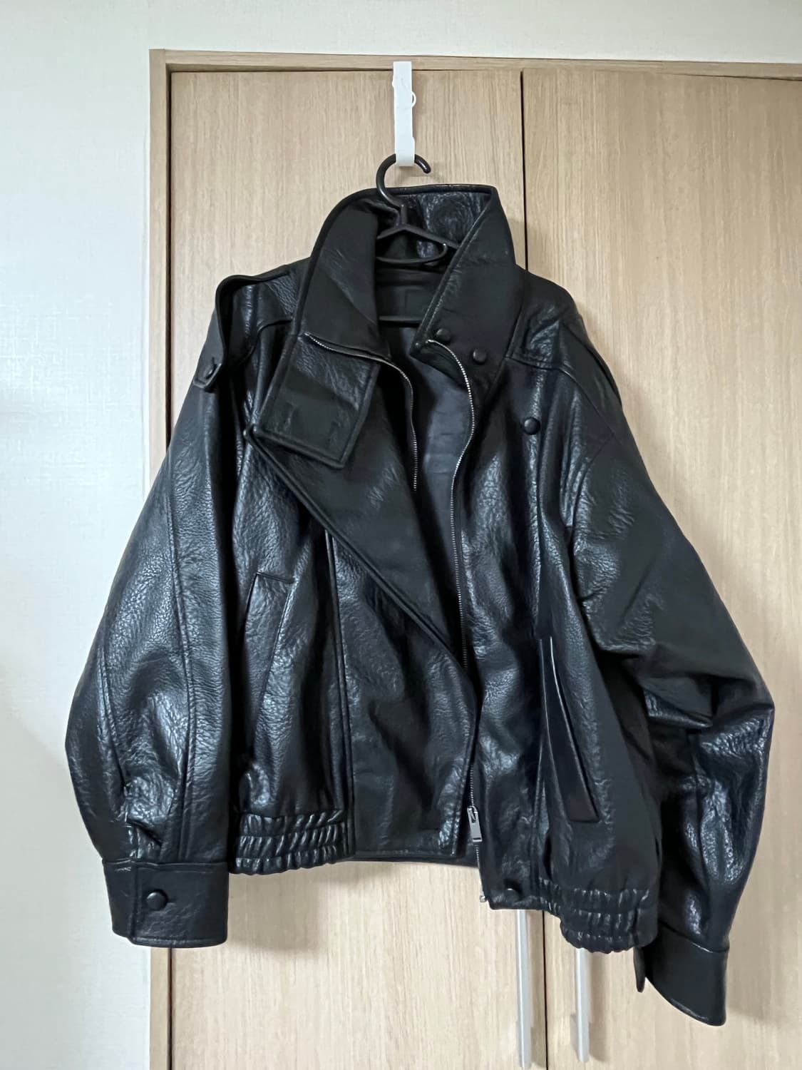 자라 페이크 레더 자켓 xs 상품이미지1