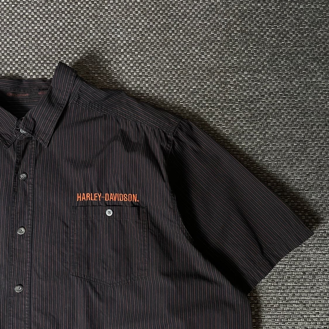 할리데이비슨 블랙 투포켓 오렌지 자수 스트라이프 반팔 셔츠 5XL 상품이미지3