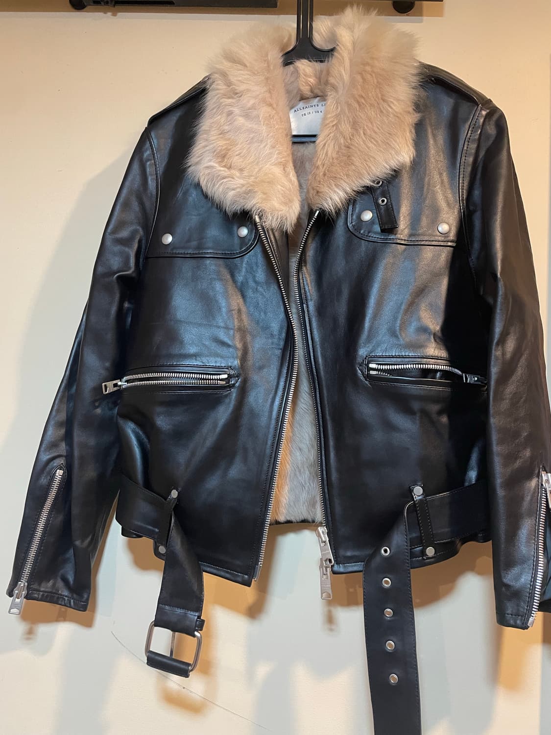 올세인츠 가죽 라이더 퍼자켓입니다 상품이미지1