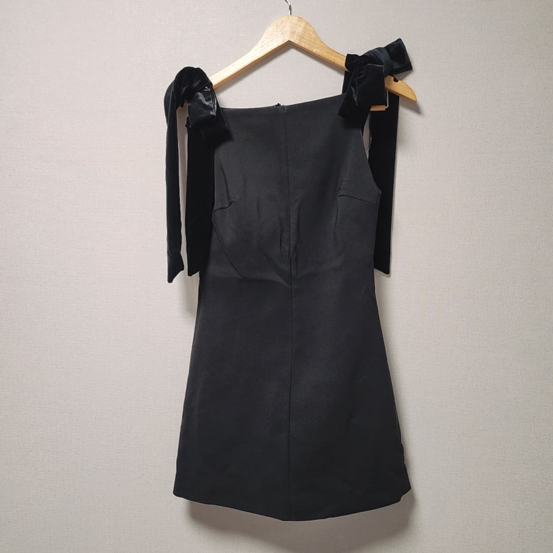 [S] 새상품 자라 블랙 리본 미니 원피스 상품이미지1