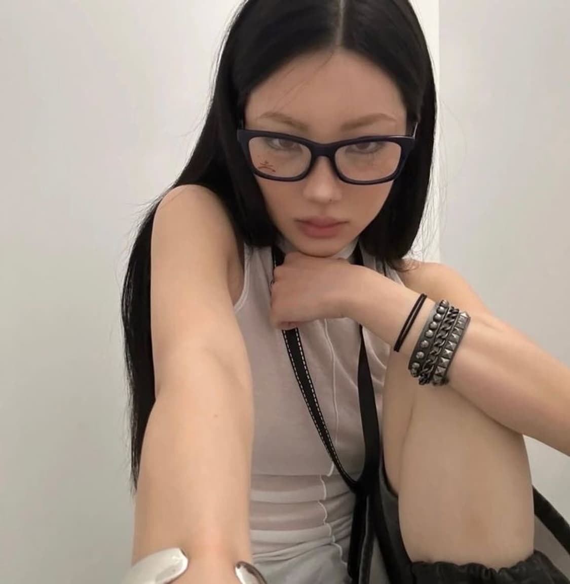 LEILA black 상품이미지1