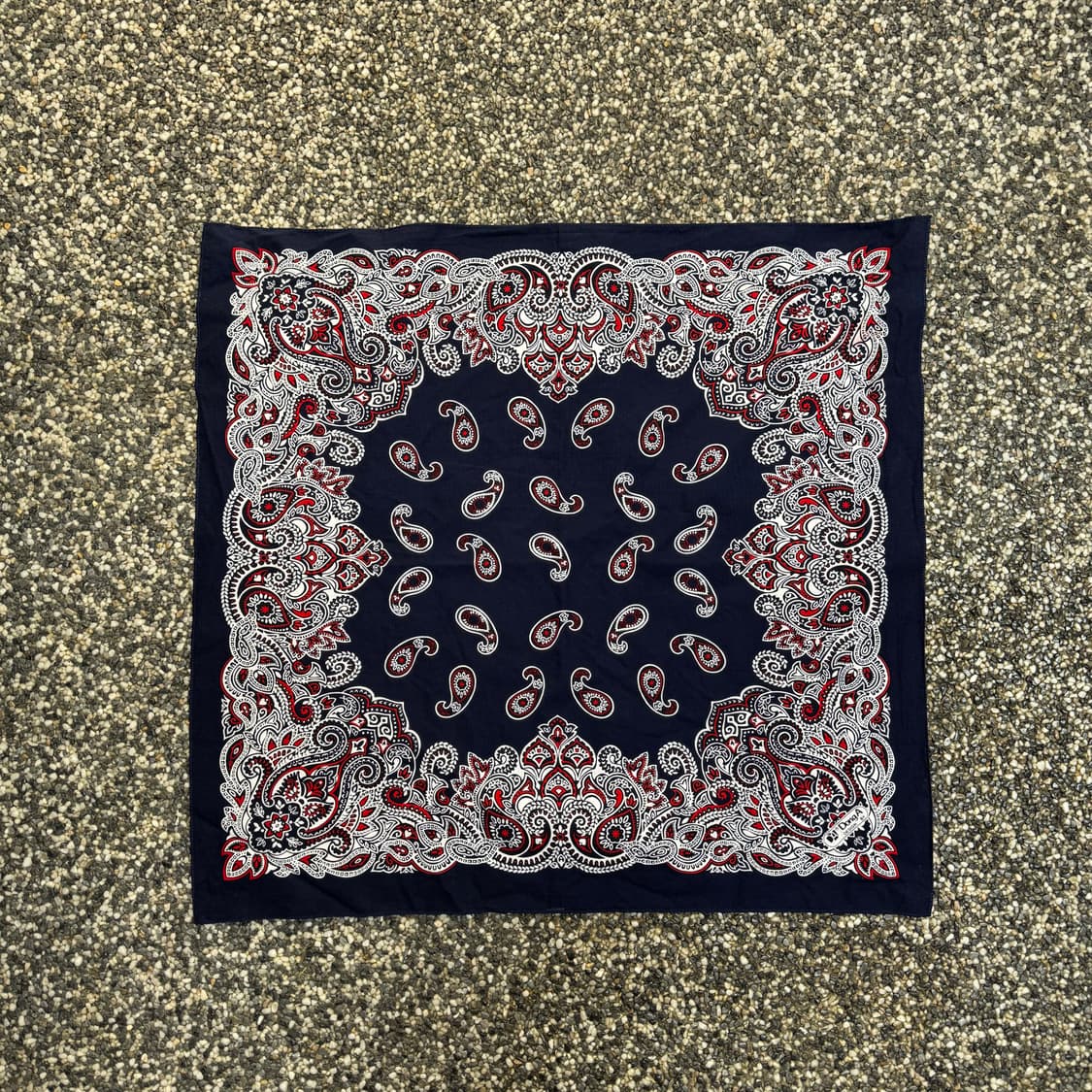 빈티지 페이즐리 반다나 네이비  상품이미지1