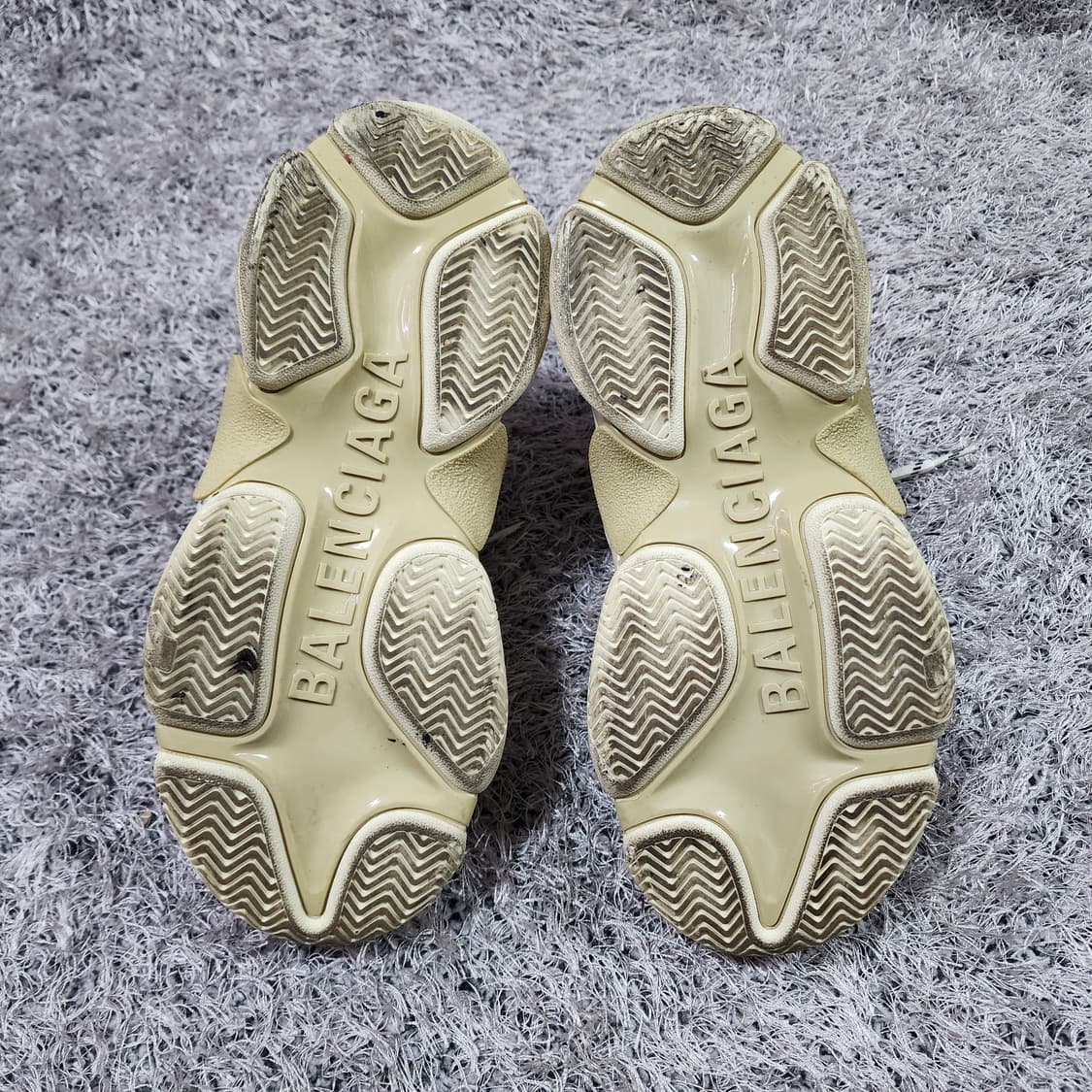 발렌시아가 트리플S 스니커즈 37 상품이미지6