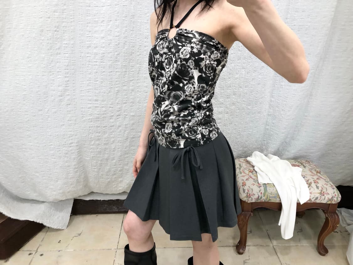 Black rose halter top 상품이미지2