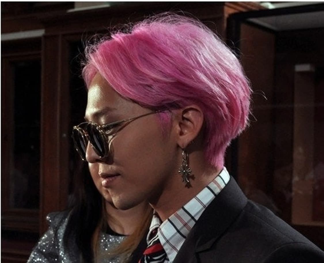 (새상품) 크롬하츠 타이니 크로스 후프 이어링 풀구성 상품이미지5