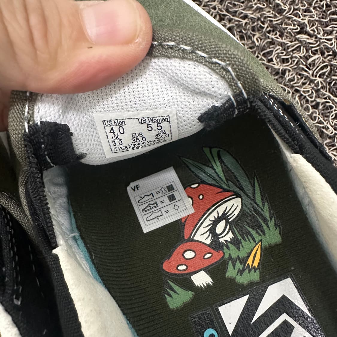 [새상품] VANS 반스 컴피쿠시 슬리온 카키 신발 220 상품이미지6