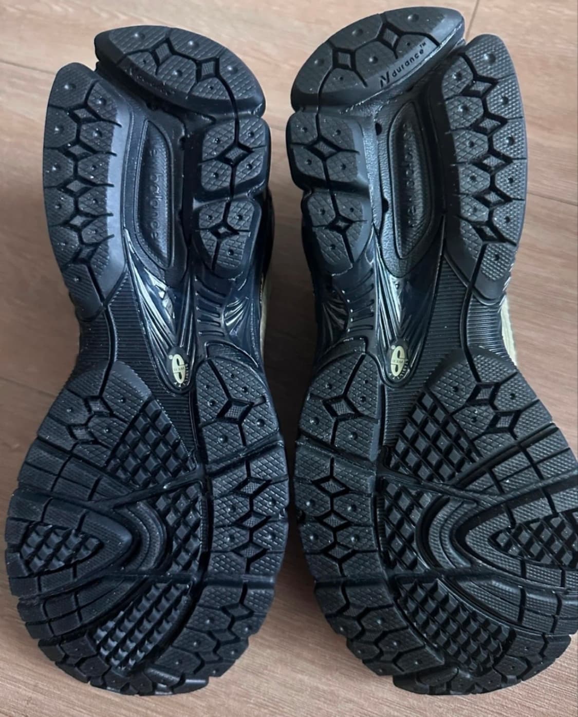 뉴발란스 1906R 피스타치오 버터 230 운동화 신발 상품이미지3