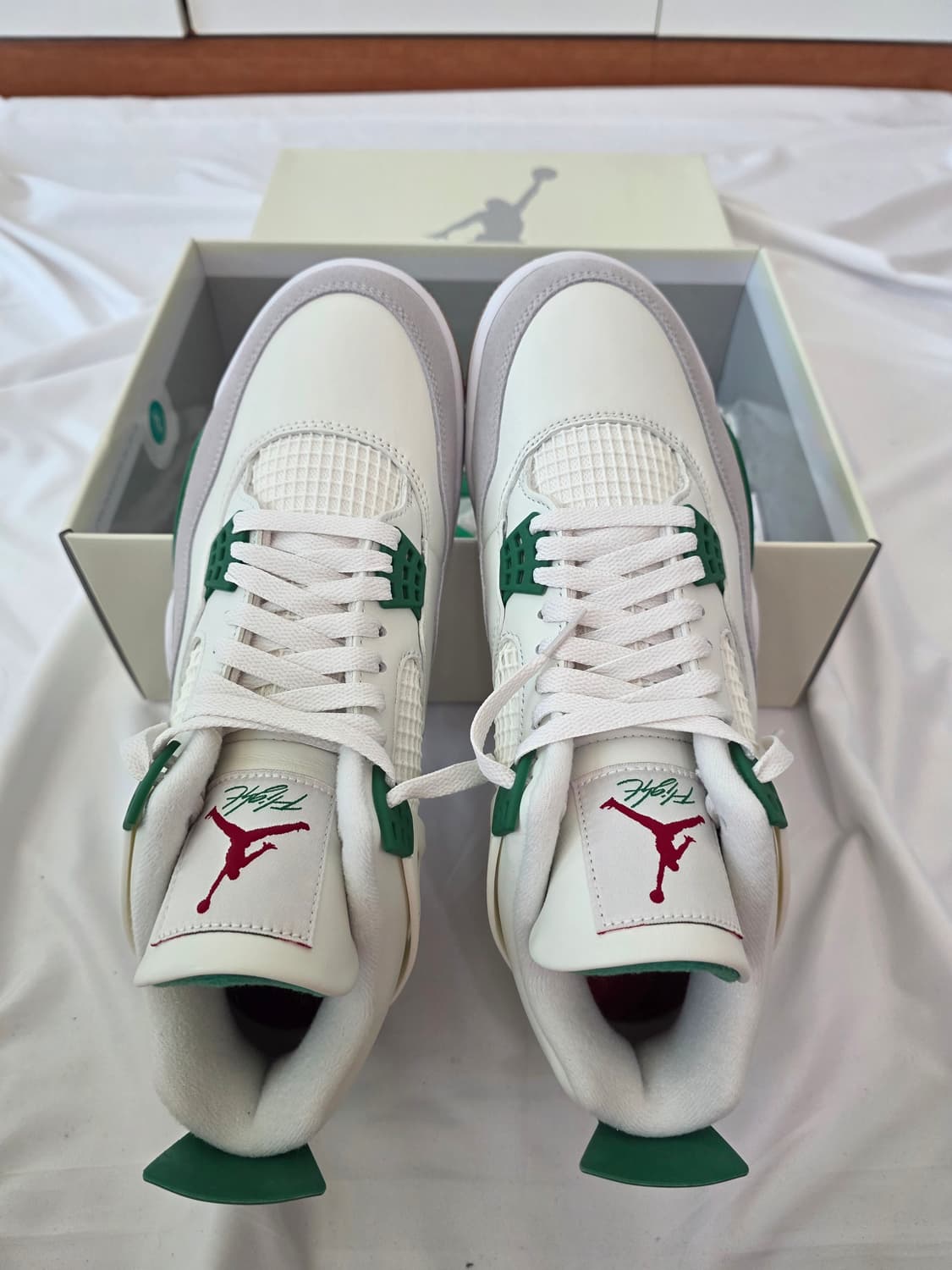 조던 4 x 나이키 SB 레트로 SP 파인 그린 상품이미지2