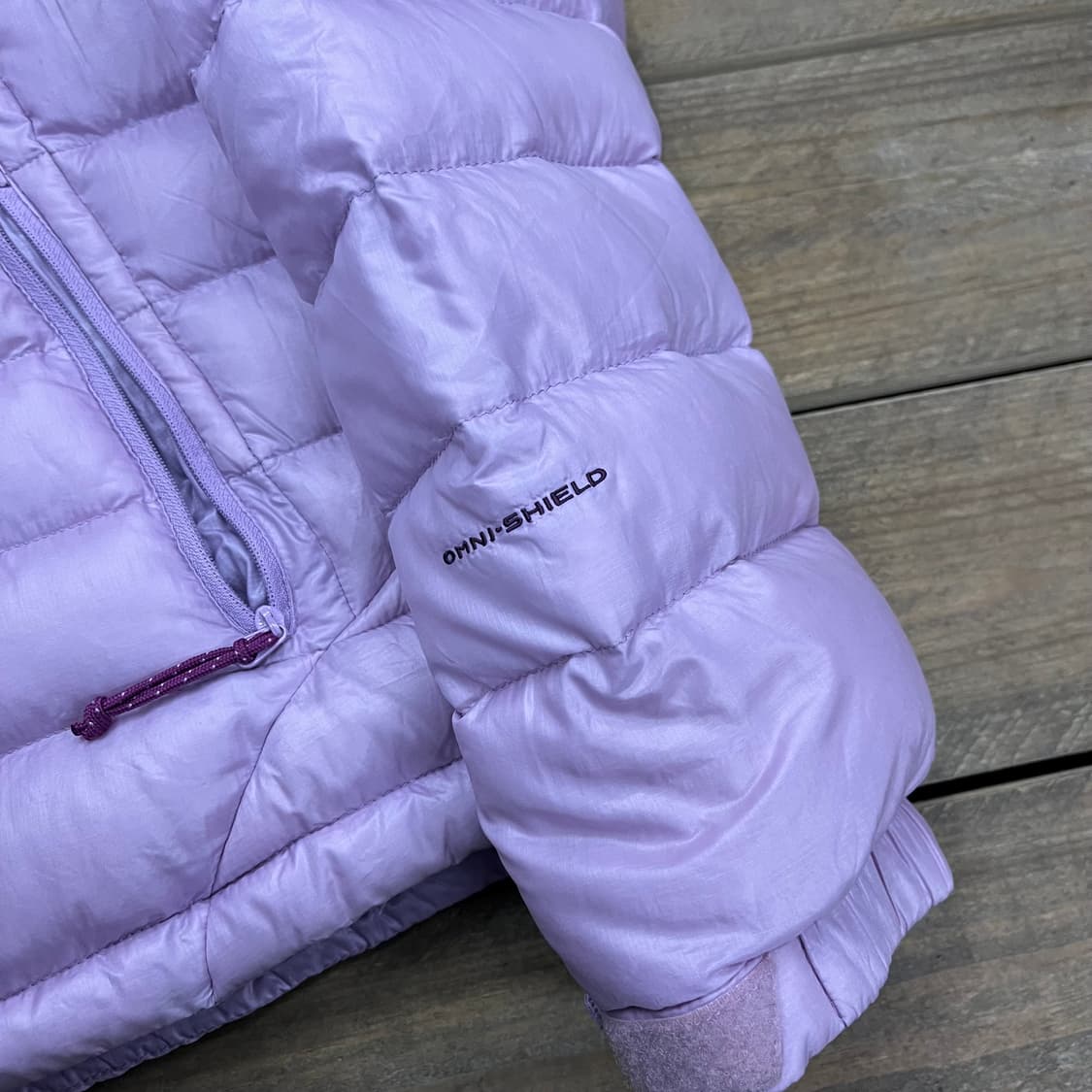콜롬비아 경량 패딩 우먼즈  상품이미지5