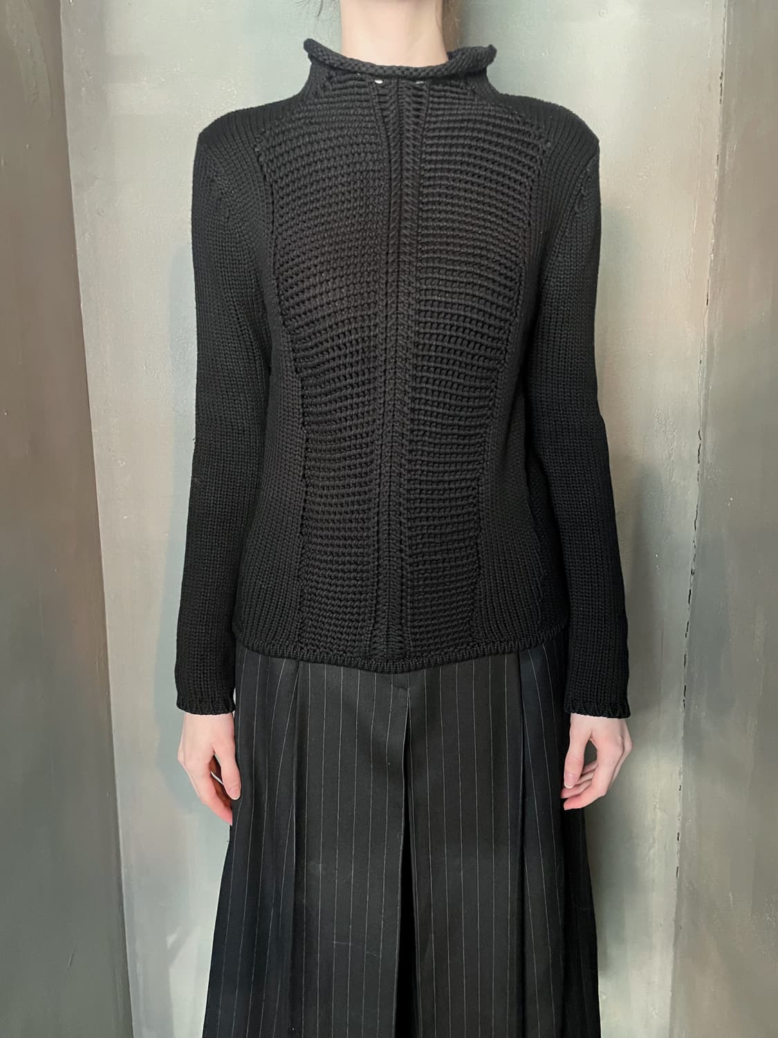 헬무트랭 텍스처드 패널 니트 상품이미지2