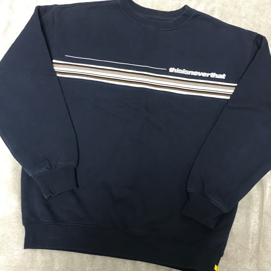 thisisneverthat 디네댓 맨투맨 L사이즈 상품이미지2