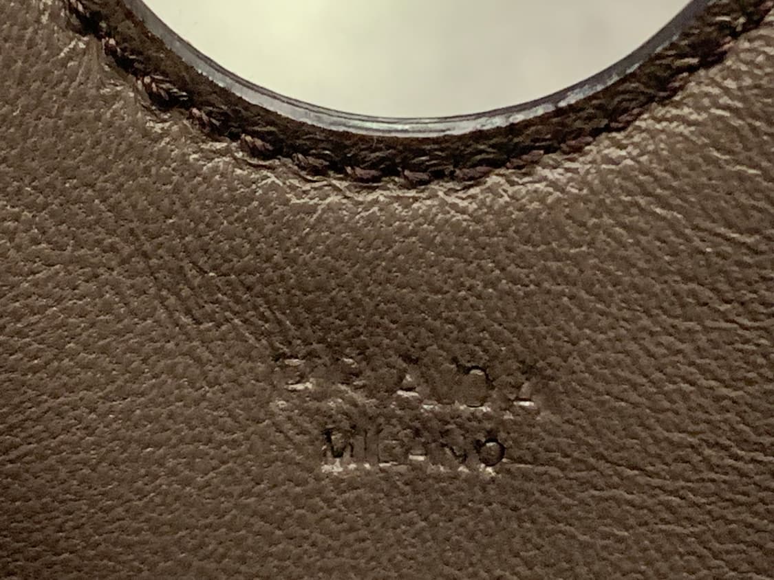 PRADA 프라다 아이패드 케이스(사피아노) 상품이미지8