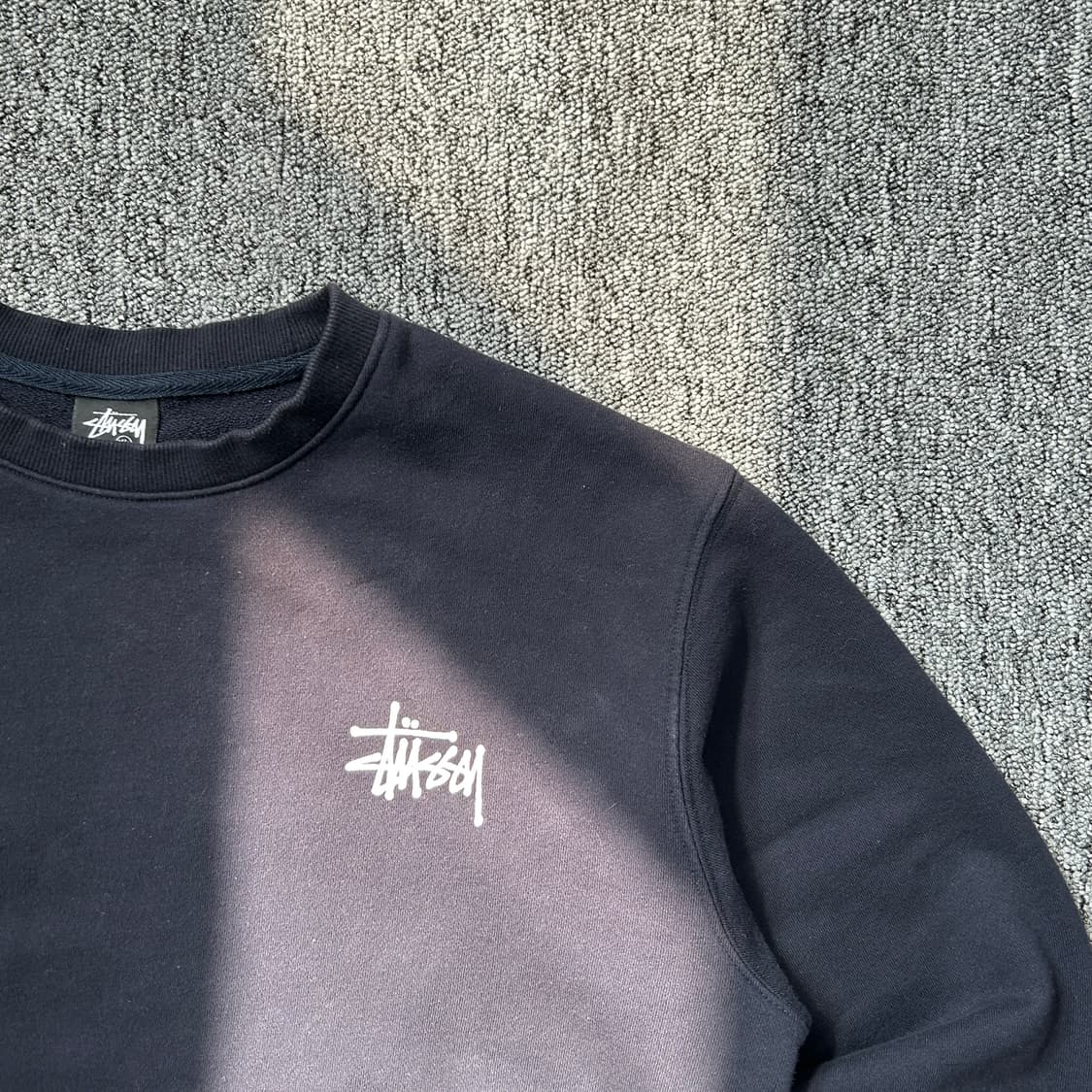 스투시 베이직 로고 네이비 맨투맨 상품이미지2