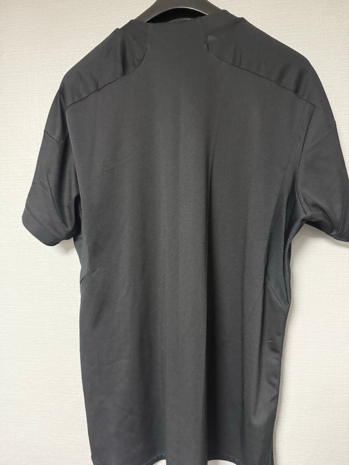 아디다스 레알 마드리드 2023/24 3rd 저지 블랙 - KR 4XL 상품이미지4