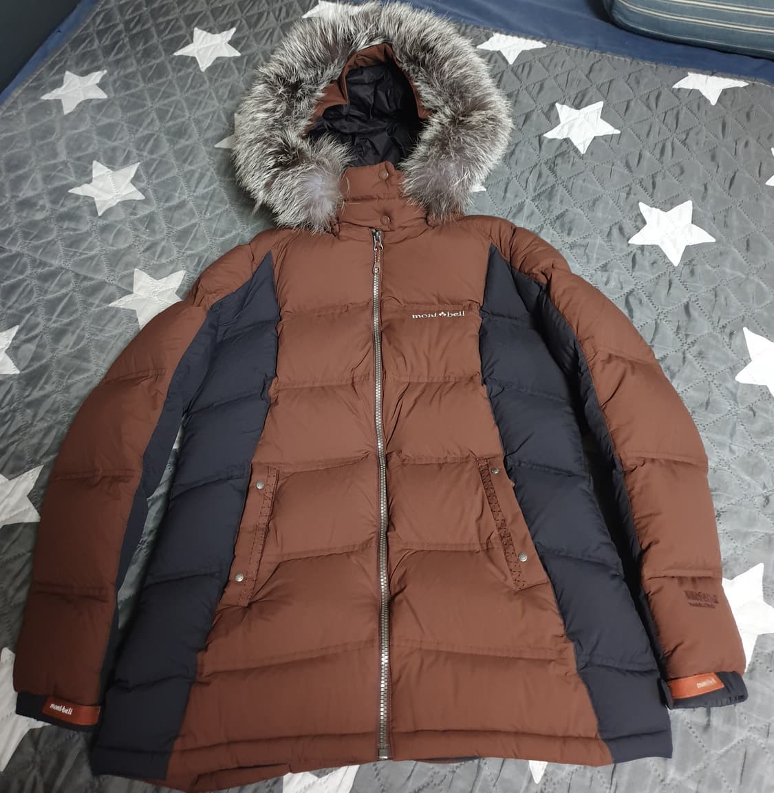 몽벨 폭스퍼 구스다운 윈드스토퍼 필800 패딩 브라운 (100) 상품이미지1